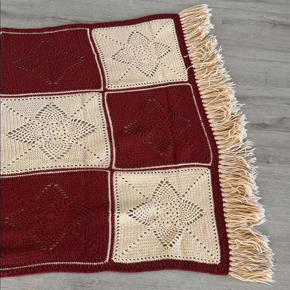 Vintage Handmade Crochet Afghan Throw Blanket Red Cream Granny Square Fringe